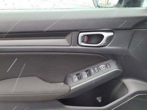 Used 2023 Honda Civic Sport image 15