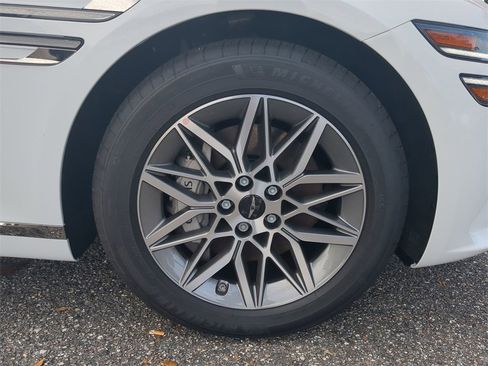 Used 2025 Genesis G80 2.5T image 11