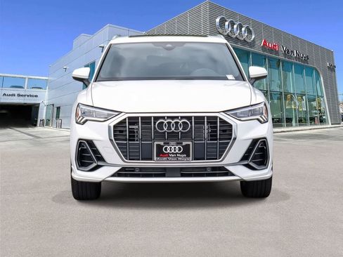 Used 2025 Audi Q3 2.0T Premium w/ Convenience Package AWD/4WD image 6