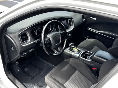Used 2021 Dodge Charger R/T RWD image 8