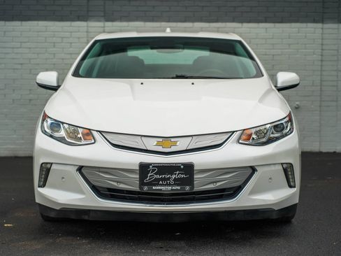 Used 2018 Chevrolet Volt Premier w/ Driver Confidence Package FWD image 2