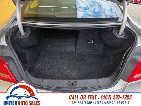 Used 2014 Buick LaCrosse FWD image 11