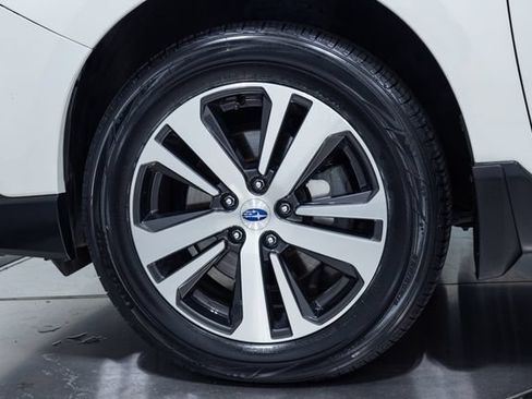 Used 2019 Subaru Outback 3.6R Limited w/ Popular Package #2 AWD/4WD image 27