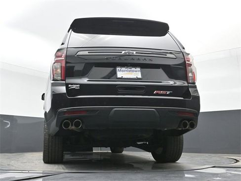 Used 2022 Chevrolet Suburban RST w/ Sport Performance Package image 50