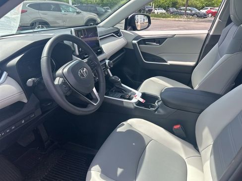 Used 2025 Toyota RAV4 XLE Premium w/ Weather Package AWD/4WD image 6