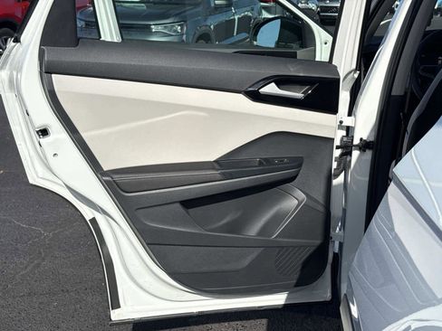 Used 2025 Volkswagen Taos S image 12