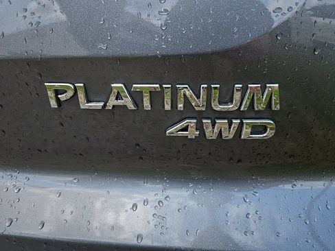 Used 2025 Nissan Pathfinder Platinum AWD/4WD image 4