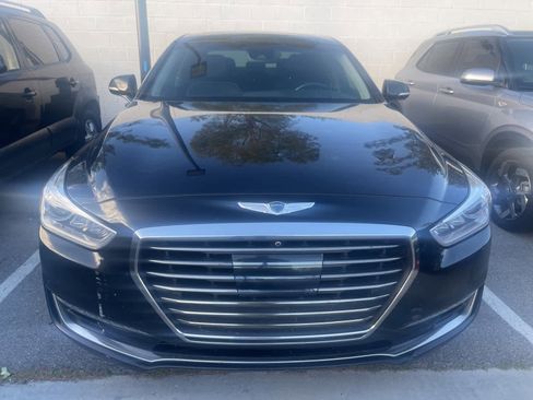 Used 2017 Genesis G90 3.3T Premium image 1