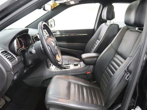 Used 2020 Jeep Grand Cherokee Limited X image 11