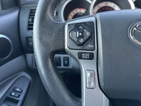 Used 2014 Toyota Tacoma 4x4 Access Cab V6 w/ SR5 Package image 20