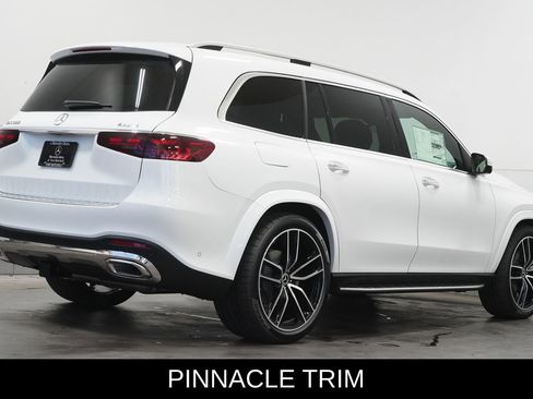 New 2026 Mercedes-Benz GLS 580 4MATIC image 7