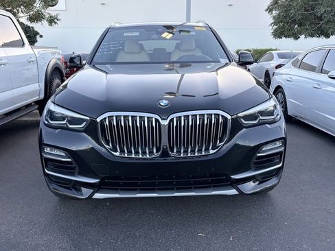 Used 2021 BMW X5 xDrive40i w/ Premium Package 2 AWD/4WD image 2
