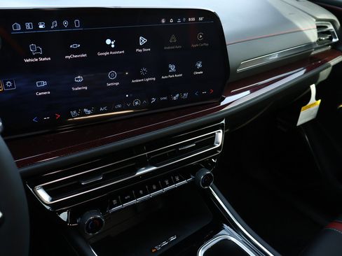 New 2026 Chevrolet Traverse RS w/ LPO, Floor Liner Package image 19