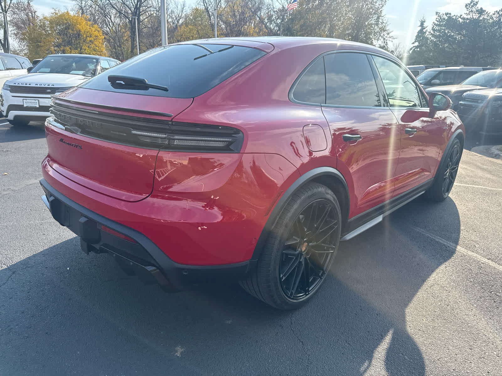 Used 2026 Porsche Macan GTS Electric AWD/4WD image 4