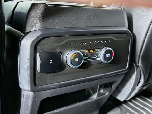 Used 2021 Ford Expedition XLT RWD image 28