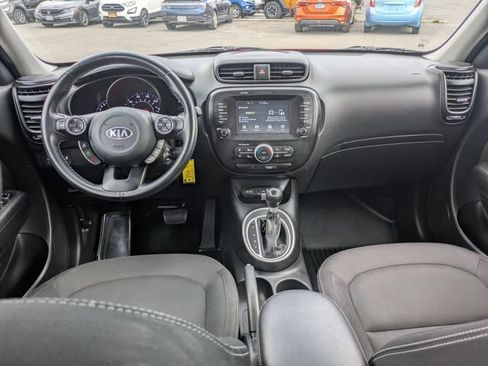 Used 2019 Kia Soul + FWD image 17