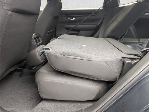 Certified 2026 Honda CR-V Sport image 7