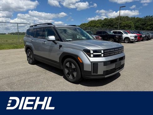 Used 2024 Hyundai Santa Fe SEL FWD image 1