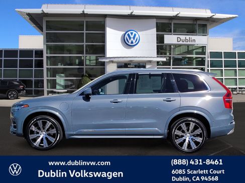 Used 2022 Volvo XC90 T8 Inscription w/ Advanced Package image 7
