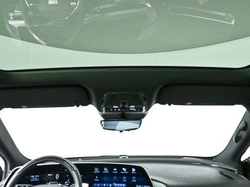 New 2026 Cadillac Lyriq Premium Sport image 20