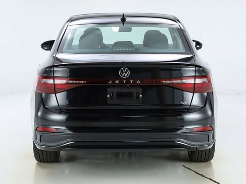 New 2026 Volkswagen Jetta SE FWD image 8