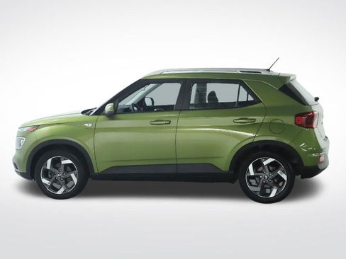 Used 2023 Hyundai Venue SEL FWD image 41