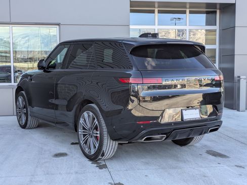 Certified 2024 Land Rover Range Rover Sport Dynamic SE image 10