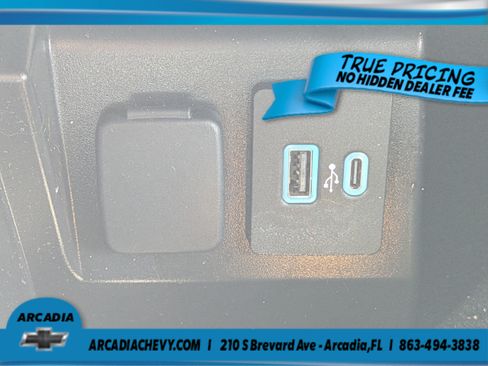 Used 2024 Ford Explorer XLT w/ Equipment Group 202A AWD/4WD image 23