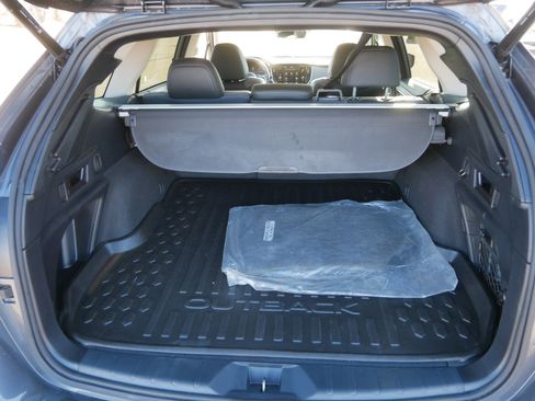 Used 2022 Subaru Outback Onyx Edition XT image 19