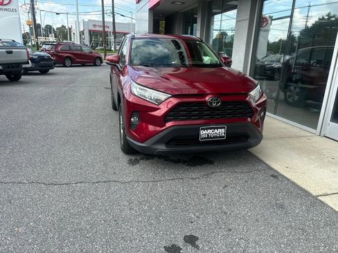 Used 2020 Toyota RAV4 XLE w/ All Weather Liner Package AWD/4WD image 2