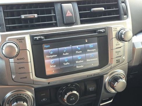 Used 2017 Toyota 4Runner SR5 AWD/4WD image 27