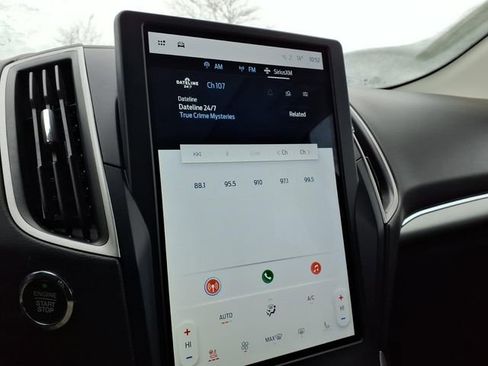 Certified 2022 Ford Edge SEL w/ Convenience Package image 19