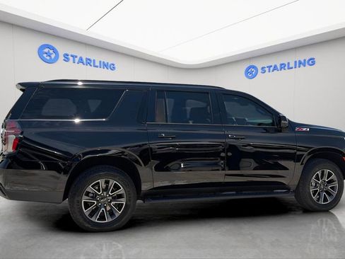 Certified 2024 Chevrolet Suburban Z71 w/ Luxury Package AWD/4WD image 10