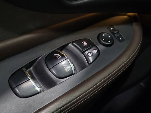 Used 2016 Nissan Murano Platinum w/ Platinum Technology Package image 27