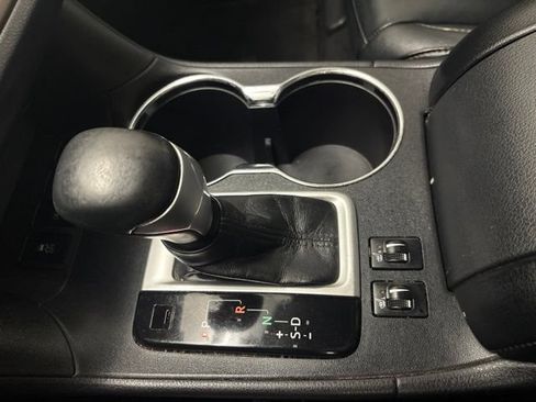 Used 2016 Toyota Highlander XLE FWD image 27