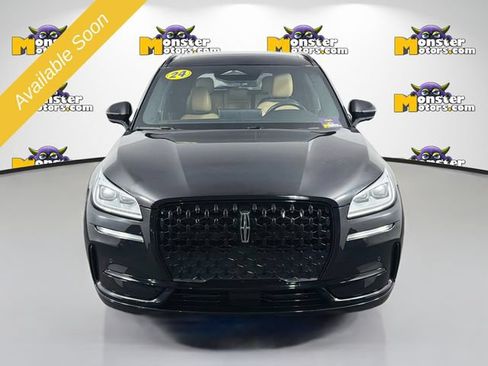 Used 2023 Lincoln Corsair Reserve w/ Equipment Group 201A AWD/4WD image 2