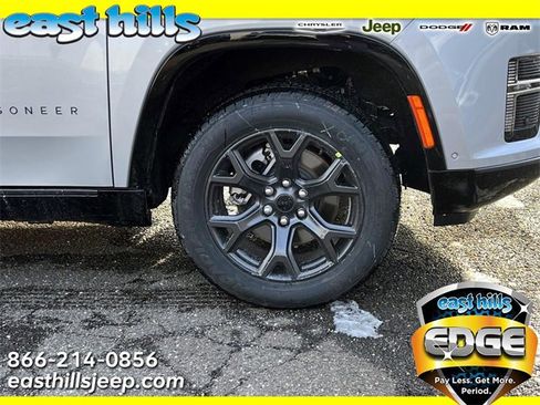 New 2026 Jeep Grand Wagoneer Limited image 3