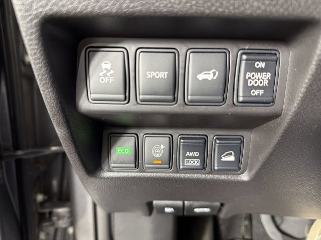 Used 2016 Nissan Rogue SL w/ SL Premium Package AWD/4WD image 26