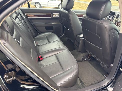 Used 2007 Lincoln MKZ image 20