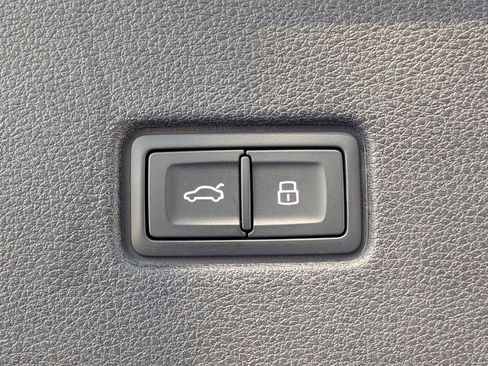 Used 2024 Audi RS Q8 AWD/4WD image 13