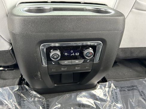 New 2026 Chevrolet Tahoe Premier image 42