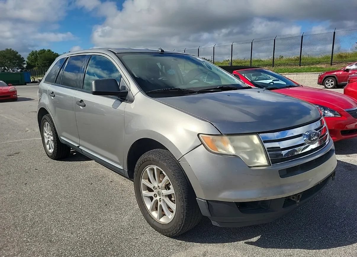 Used 2008 Ford Edge SE FWD image 2