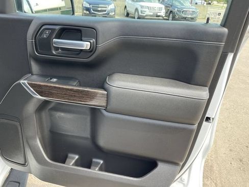 Used 2022 GMC Sierra 1500 Elevation w/ X31 Off-Road Package AWD/4WD image 16