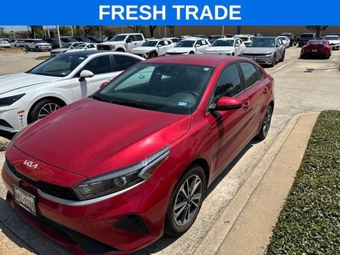 Used 2024 Kia Forte LXS w/ LXS Technology Package FWD image 1