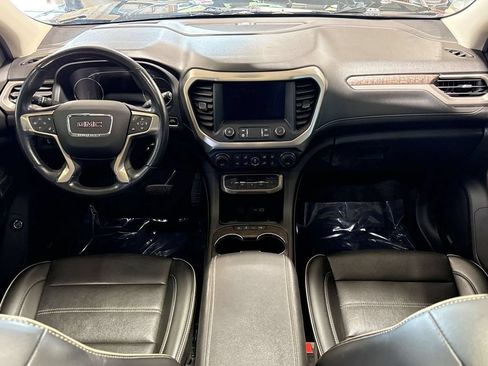 Used 2021 GMC Acadia Denali w/ Denali Ultimate Package AWD/4WD image 28