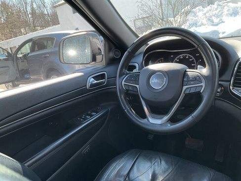 Used 2019 Jeep Grand Cherokee Limited X image 19