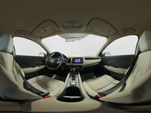 Used 2020 Honda HR-V LX image 42
