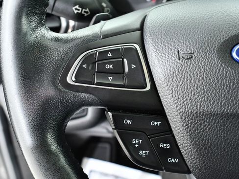 Used 2017 Ford Escape Titanium AWD/4WD image 30