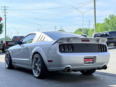 Used 2007 Ford Mustang GT Premium RWD image 5