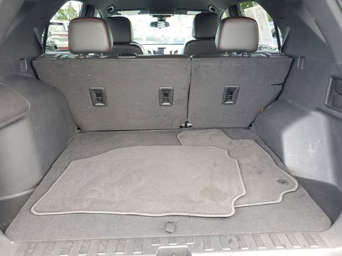 Used 2022 Chevrolet Equinox RS w/ RS Leather Package image 7